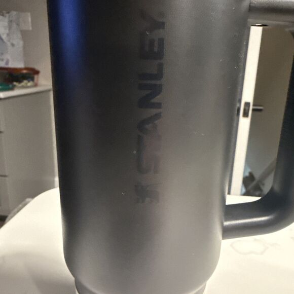 Stanley Quencher Protour 30oz Tumbler - Black - Picture 2 of 7
